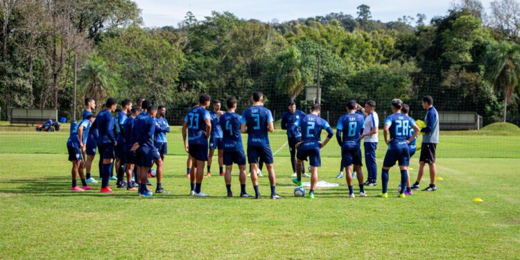 Londrina inicia semana de olho na Ferroviária